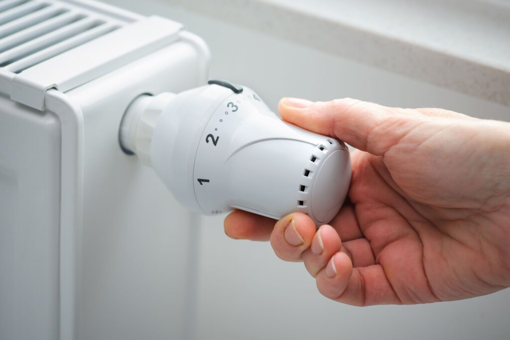 Climatisation chauffage et plomberie à Lyon Ankial - Radiateurs avec robinets thermostatiques Ankial Ankial https://climatisation-lyon.com Changer thermostat radiateur Changer thermostat radiateur